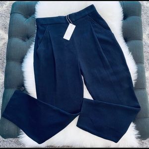 VINCE NWT Cropped Single Pleat Pant Navy Blue M